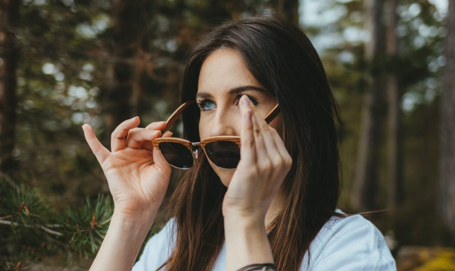 Guide d’achat pour choisir des lunettes de soleil en bois écologiques et tendance