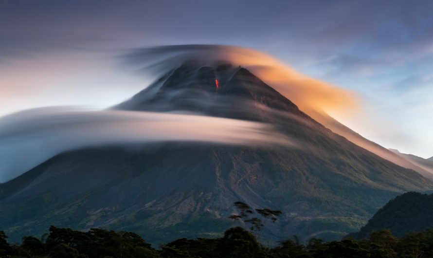 Les meilleurs itinéraires de randonnée pour découvrir les volcans actifs